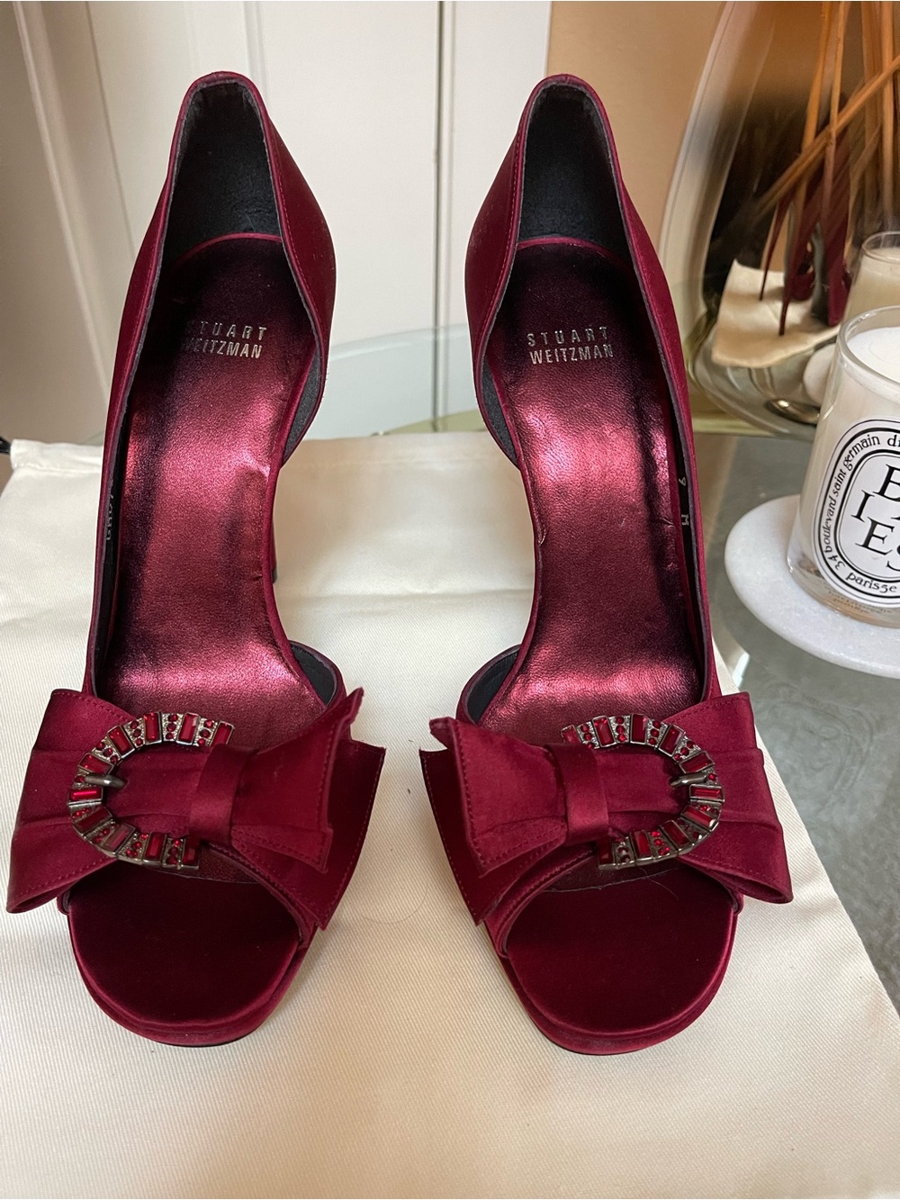 Stuart Weitzman Satin Peep Toe Pumps Size 9 Burgundy Bow Crystal Heels - Picture 10 of 15